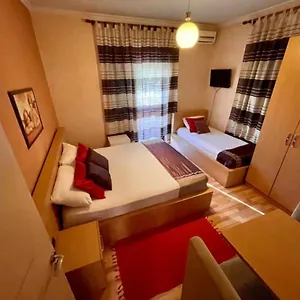 Hotel Algo, Tirana
