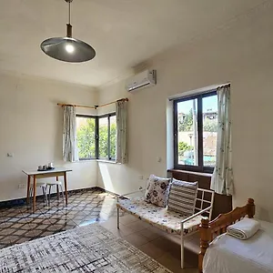 angies-shared-villa.hotels-in-tirana.com/